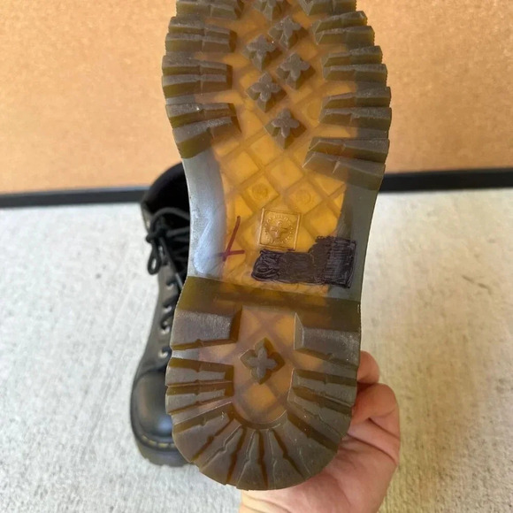 Dr. Martens Faora Mid Top Black Leather Combat Boot Size Women's 7 - Picture 5 of 6